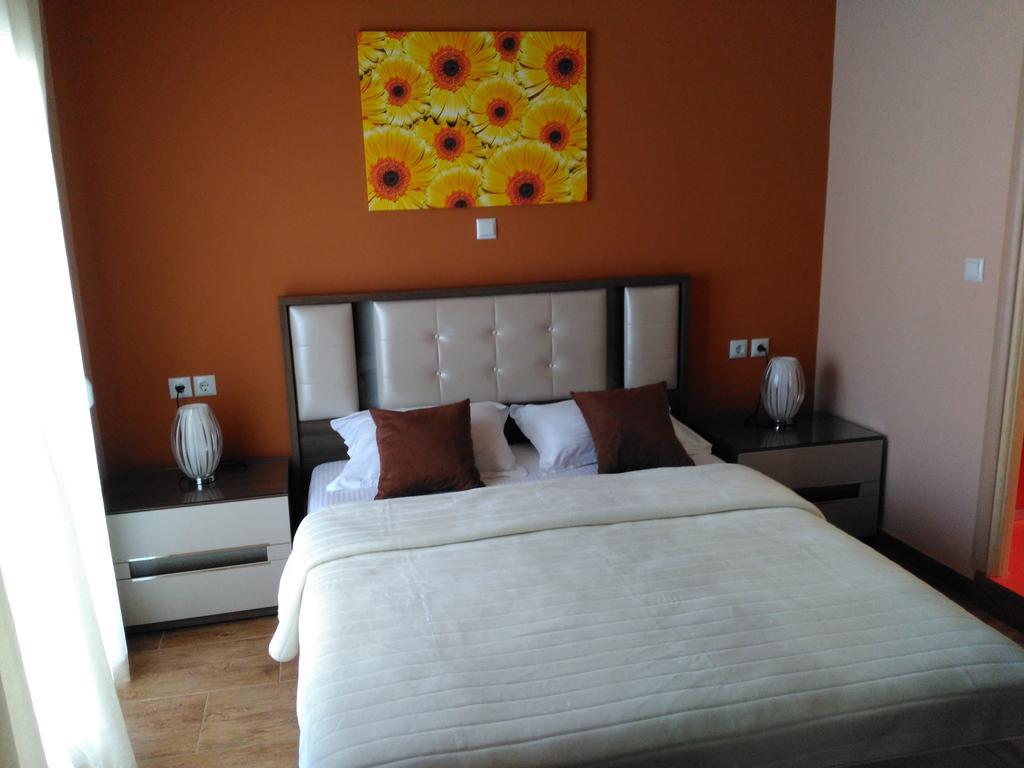 Paraskevi'S Luxury Studios Парга Екстериор снимка