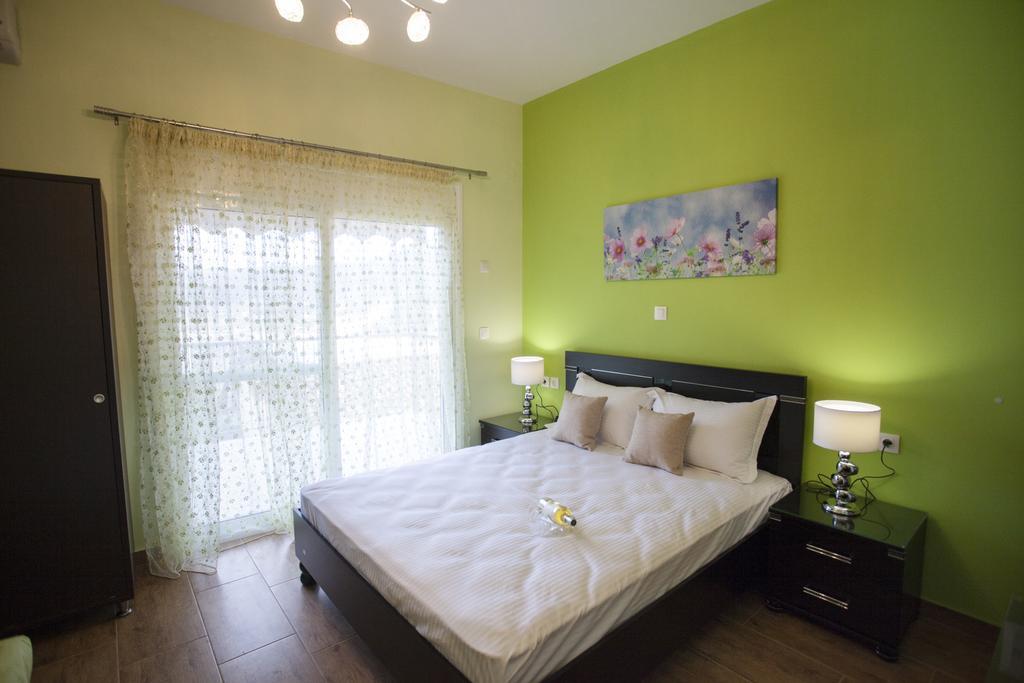 Paraskevi'S Luxury Studios Парга Екстериор снимка