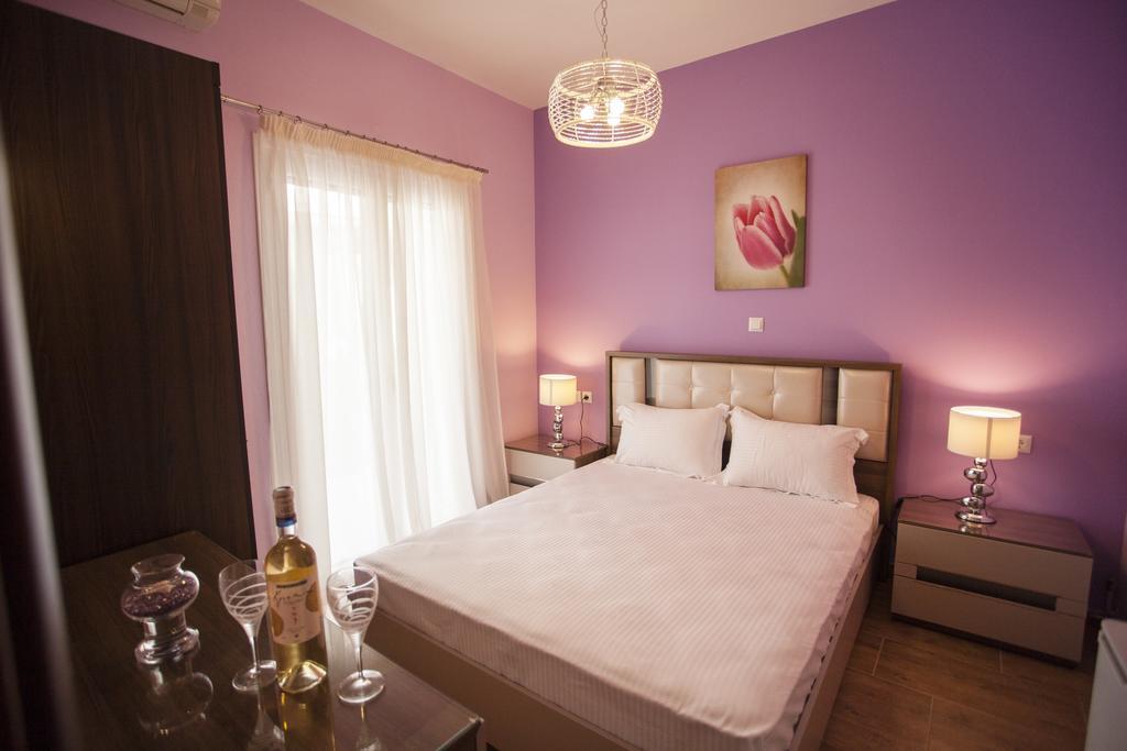 Paraskevi'S Luxury Studios Парга Екстериор снимка