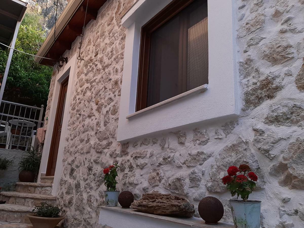 Paraskevi'S Luxury Studios Парга Екстериор снимка