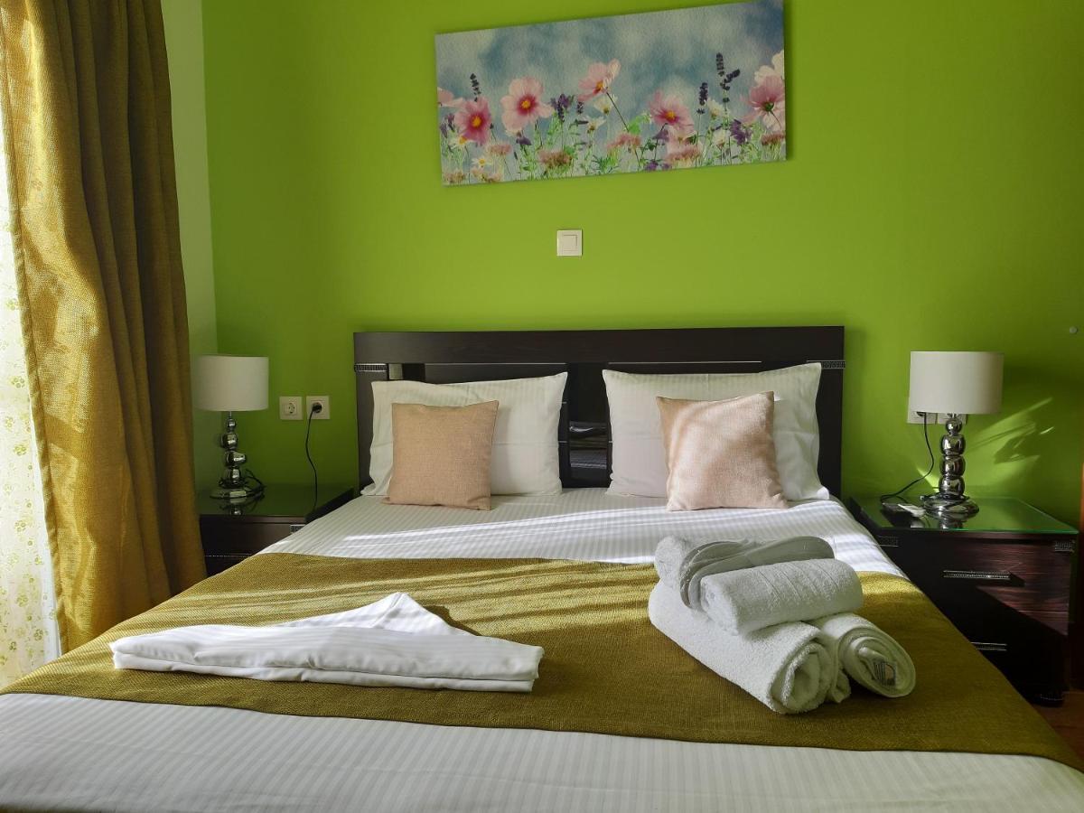 Paraskevi'S Luxury Studios Парга Екстериор снимка